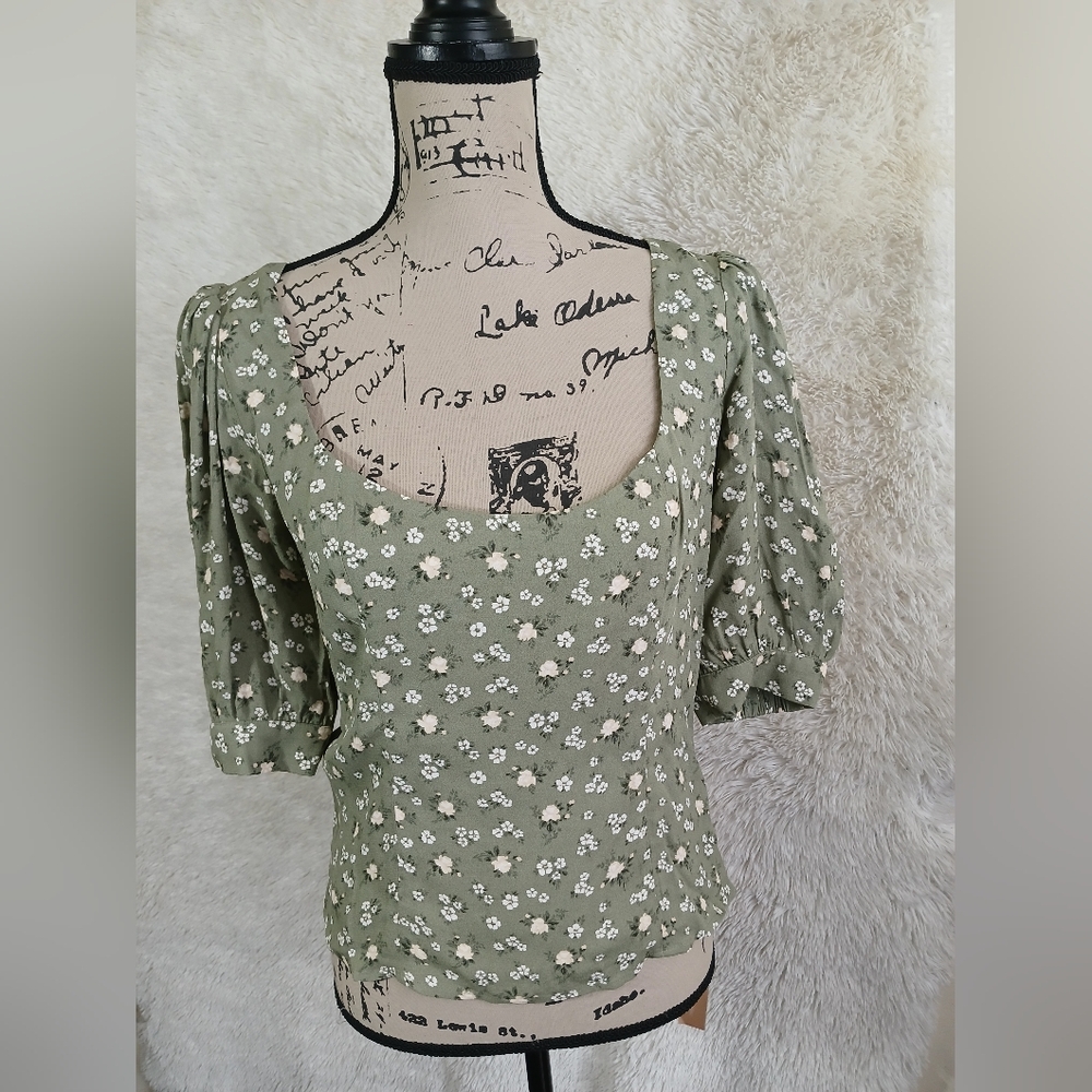 REFORMATION Olive Green Floral Boho Top 3/4 sleeve Size 12